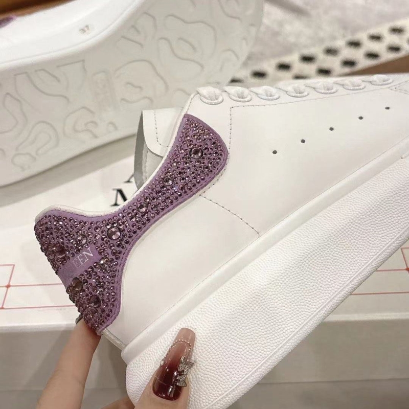 a1exa*der Mcqv*en sneakers